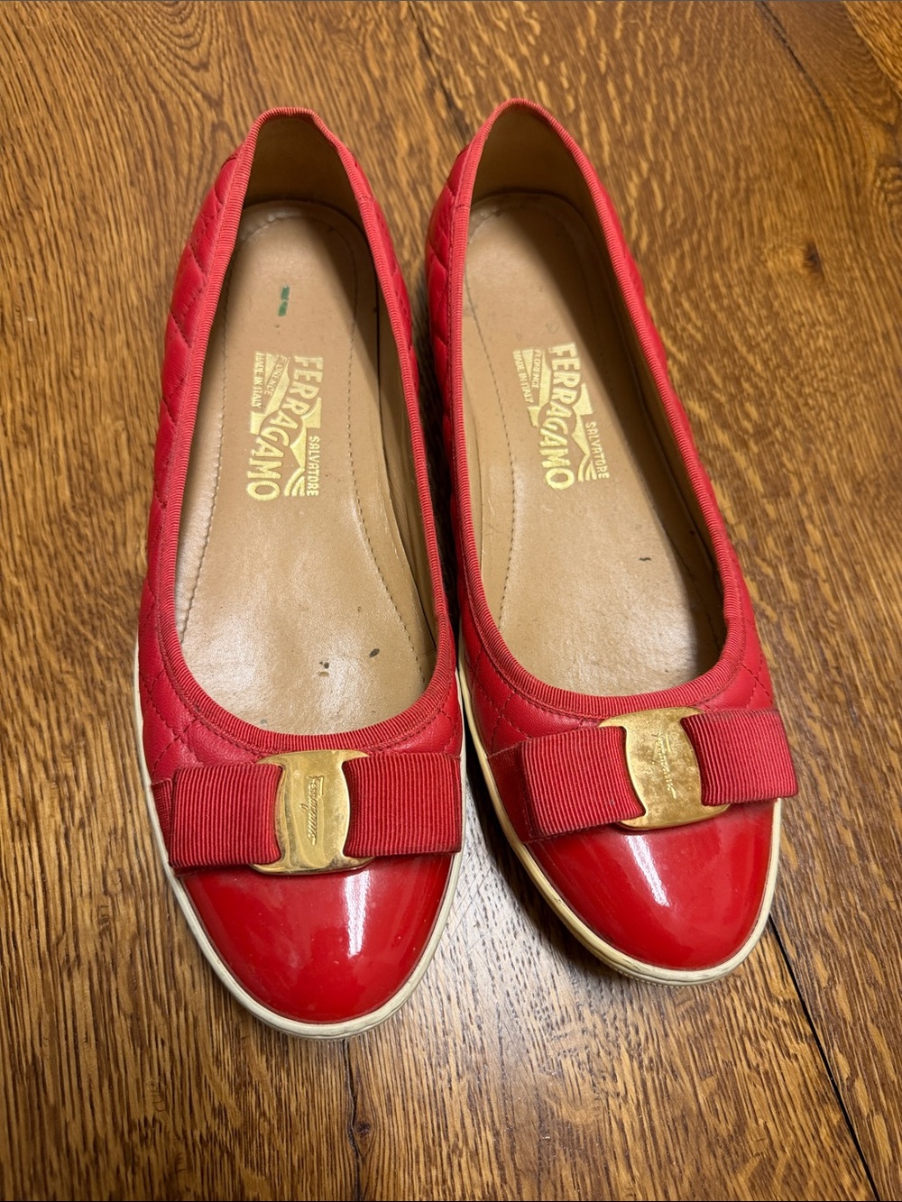Salvatore Ferragamo Red Quilted Bow Ballet Flats with Gold Plate
